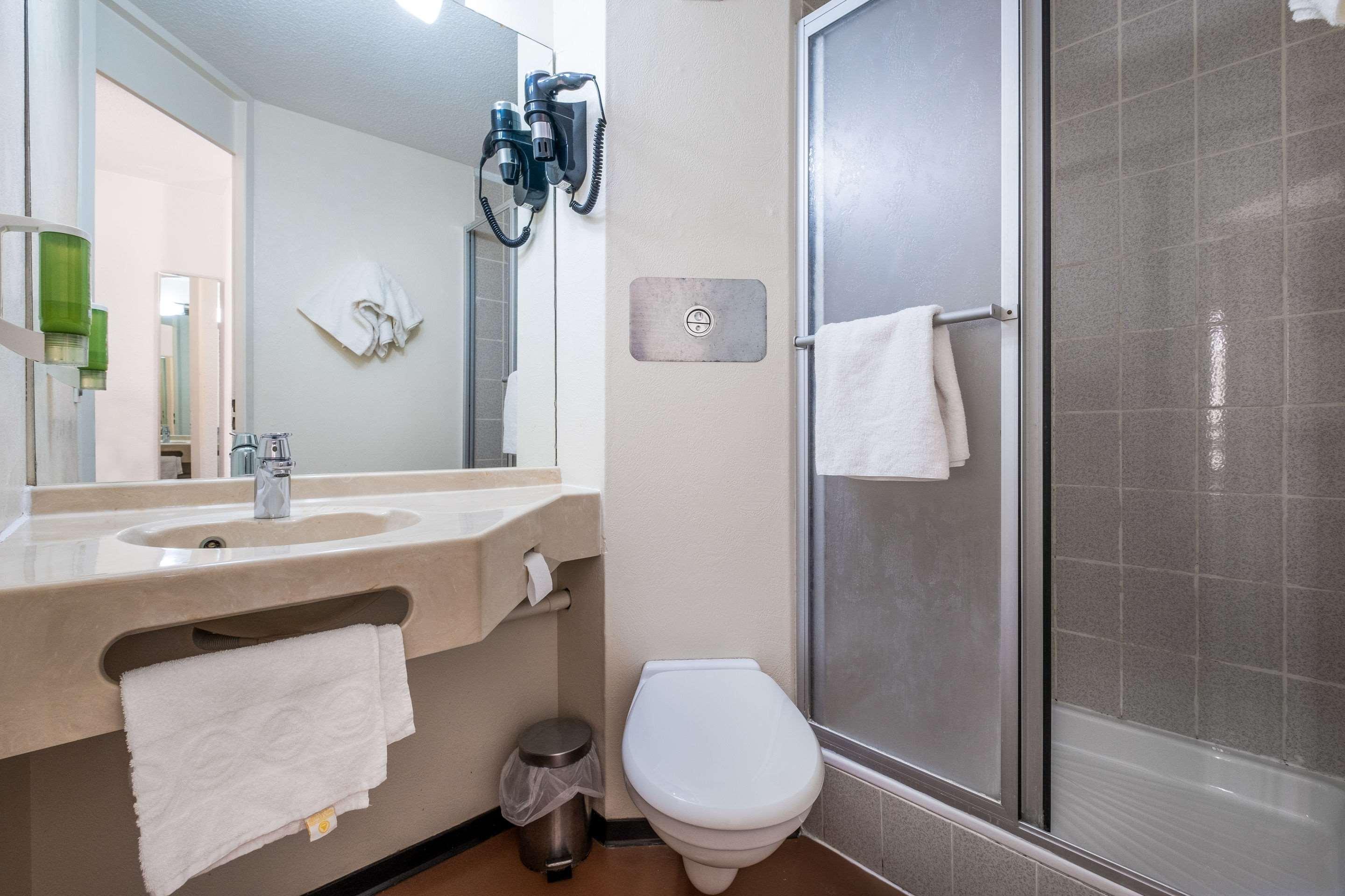 B&B Hotel Marne-La-Vallee Chelles Chelles  Dış mekan fotoğraf
