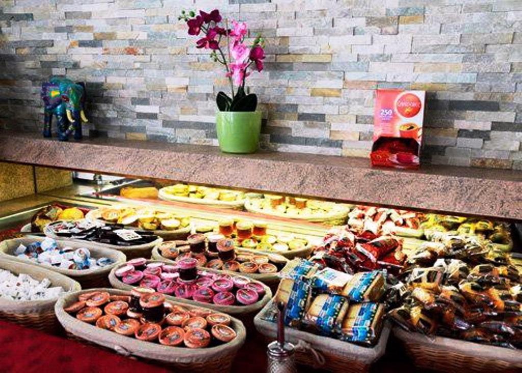 B&B Hotel Marne-La-Vallee Chelles Chelles  Dış mekan fotoğraf